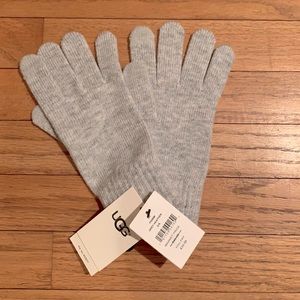 UGG Grey Heather Knit Gloves